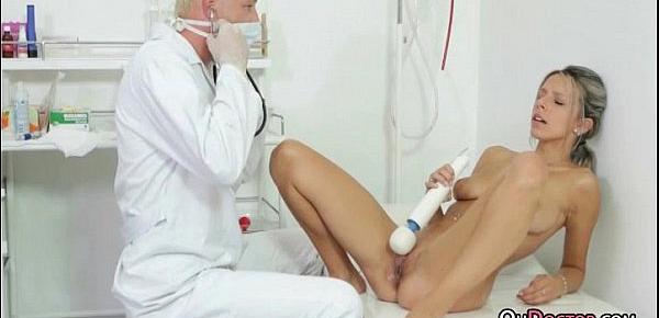  Busty Tanned Teen Blonde Get A Thorough Checkup From Doctor